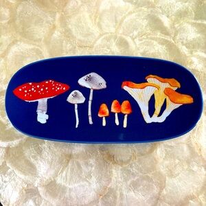 Mushroom trinket dish from NOW designs Danica